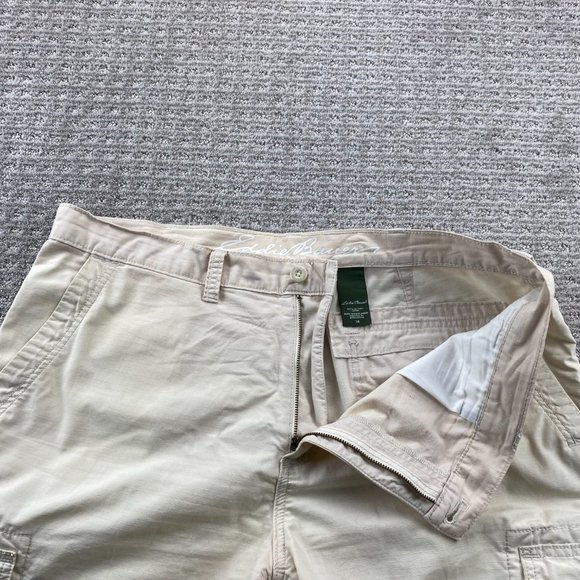 Eddie Bauer Cargo Shorts Men 38 Beige Outdoors Pockets - DISCOLORATION - - Picture 5 of 16